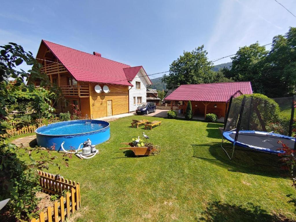 Cottage house Iaremcea Exterior foto