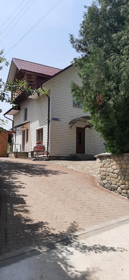 Cottage house Iaremcea Exterior foto