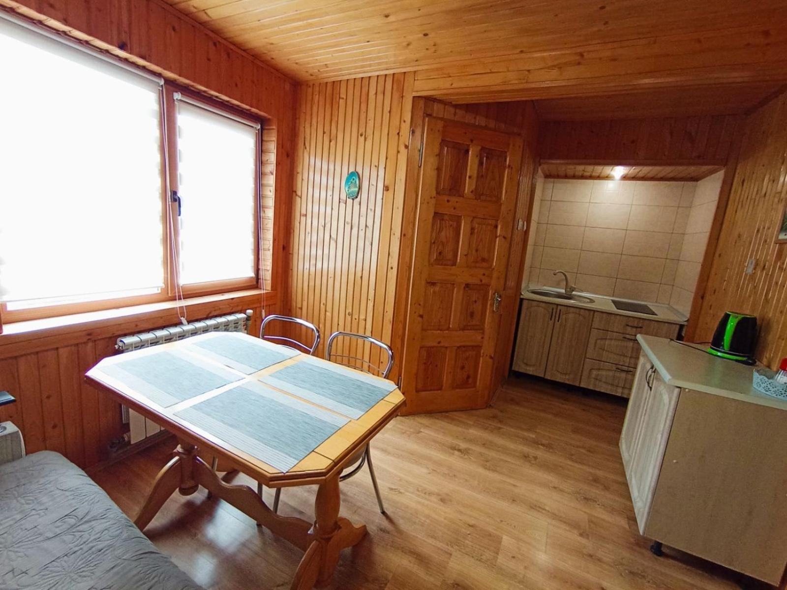 Cottage house Iaremcea Exterior foto